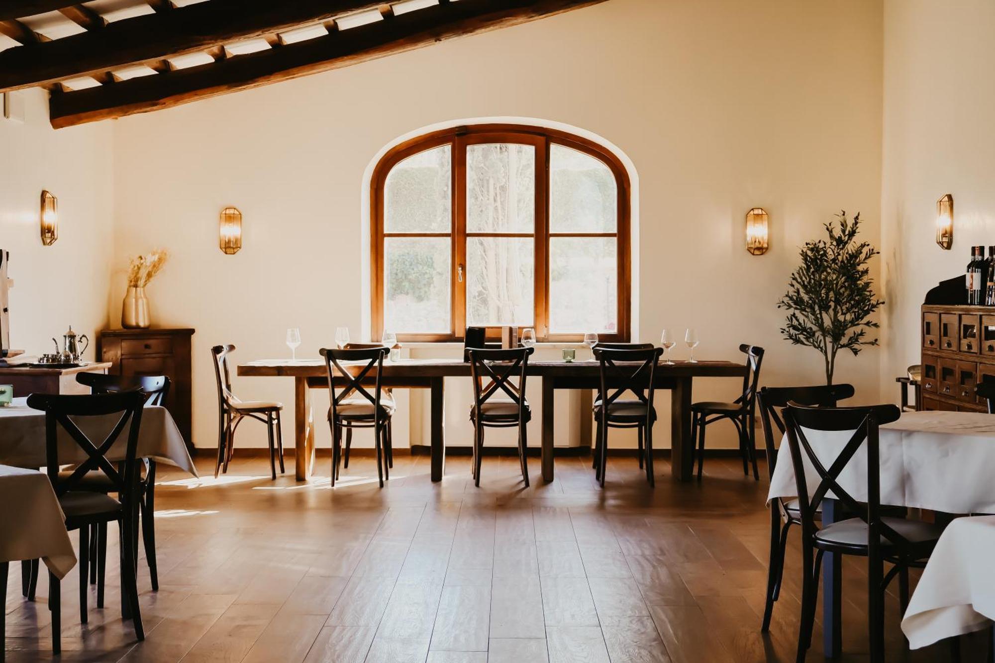 Poggio Paradiso Resort & Spa Montefollonico Luaran gambar