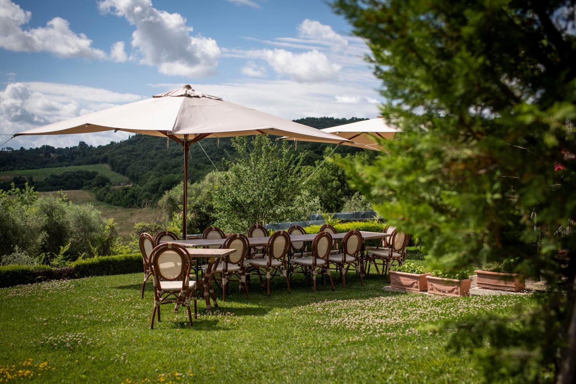 Poggio Paradiso Resort & Spa Montefollonico Luaran gambar